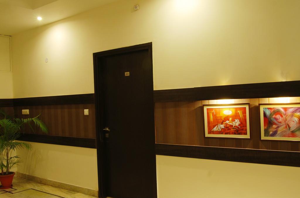 Hotel Deer Parkk New Delhi Eksteriør billede